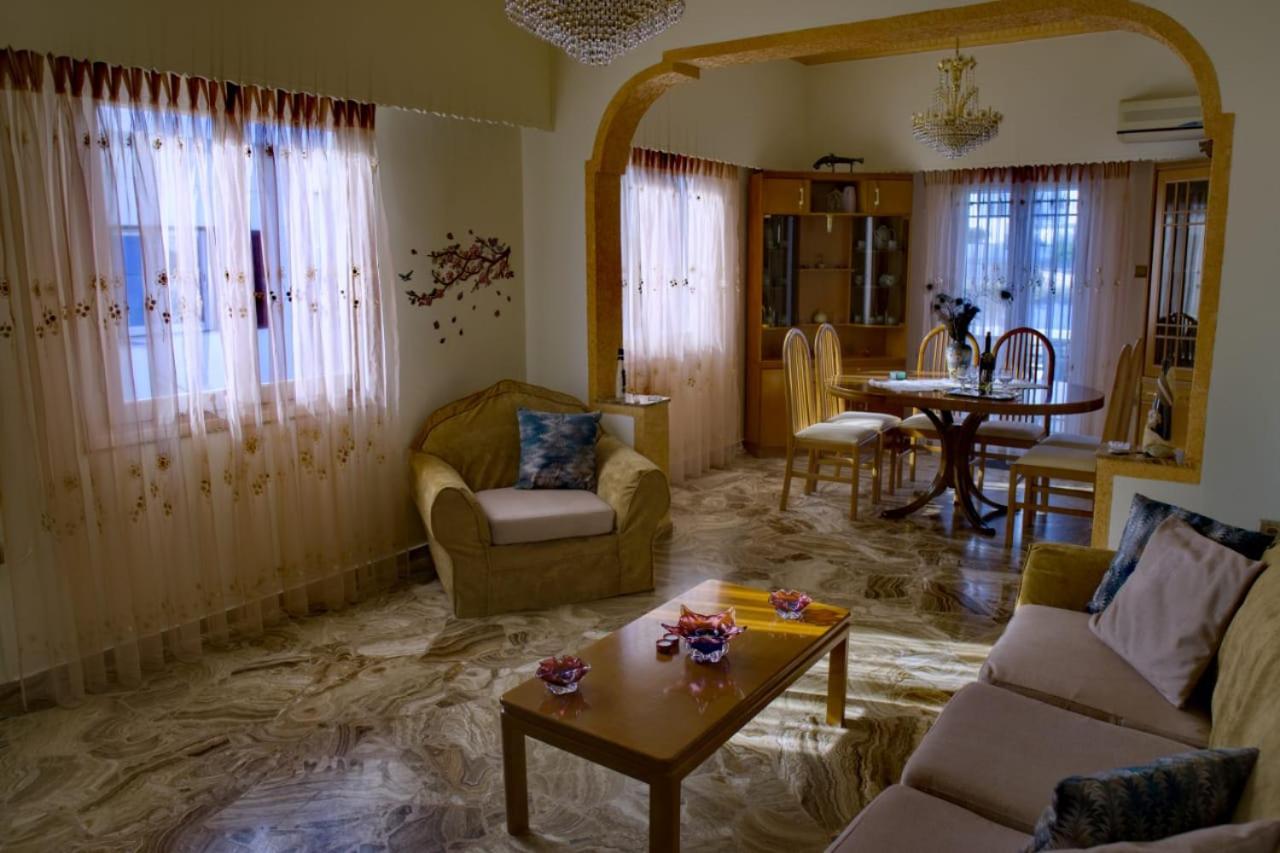 Afroditi'S House Villa Triovasalos ภายนอก รูปภาพ